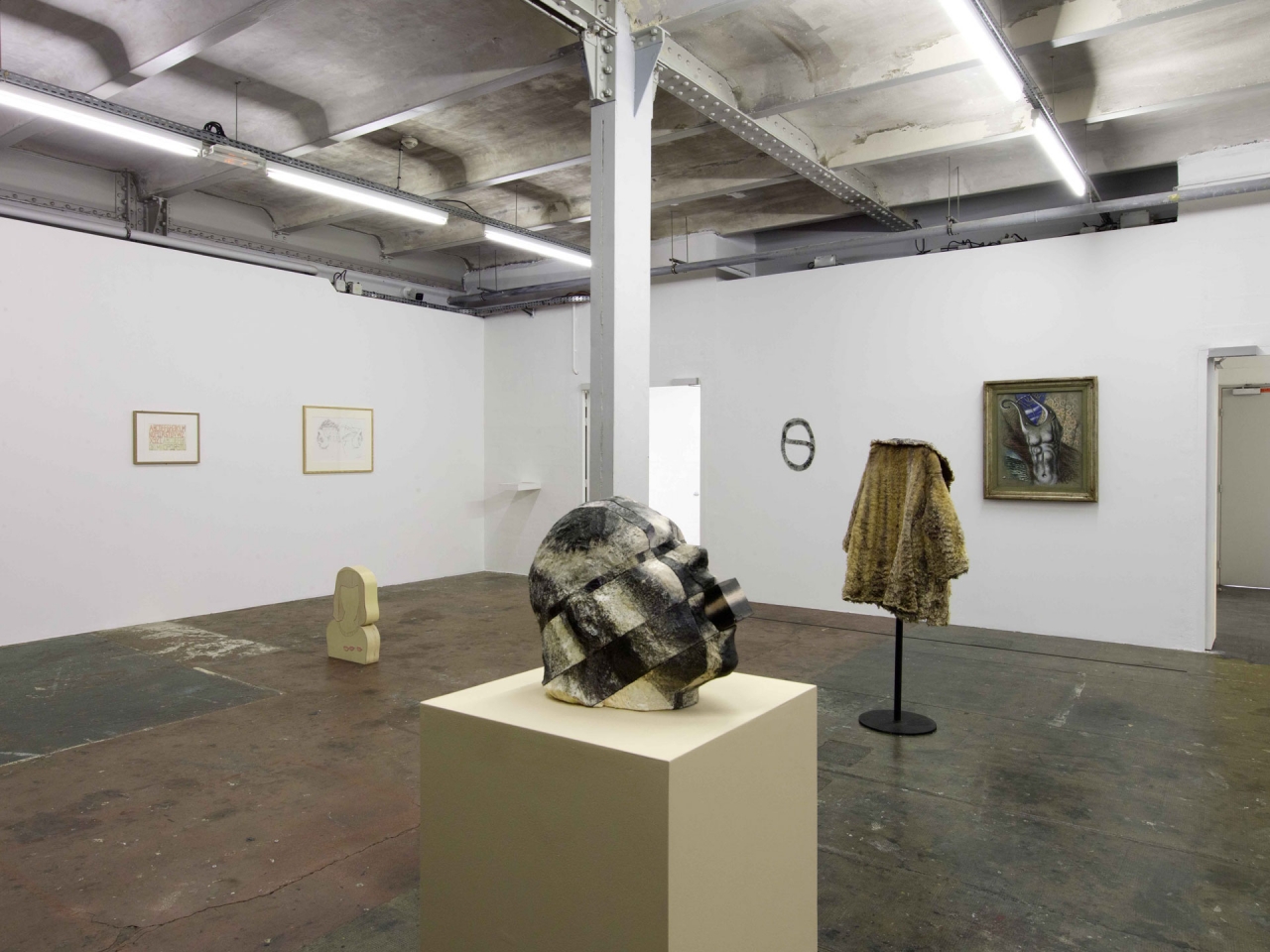 LE CRÉDAC — J'aime le rose pâle et les femmes ingrates, Group show